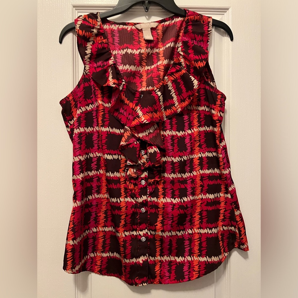 Banana Republic ruffle sleeveless top. Size small. Great colors.